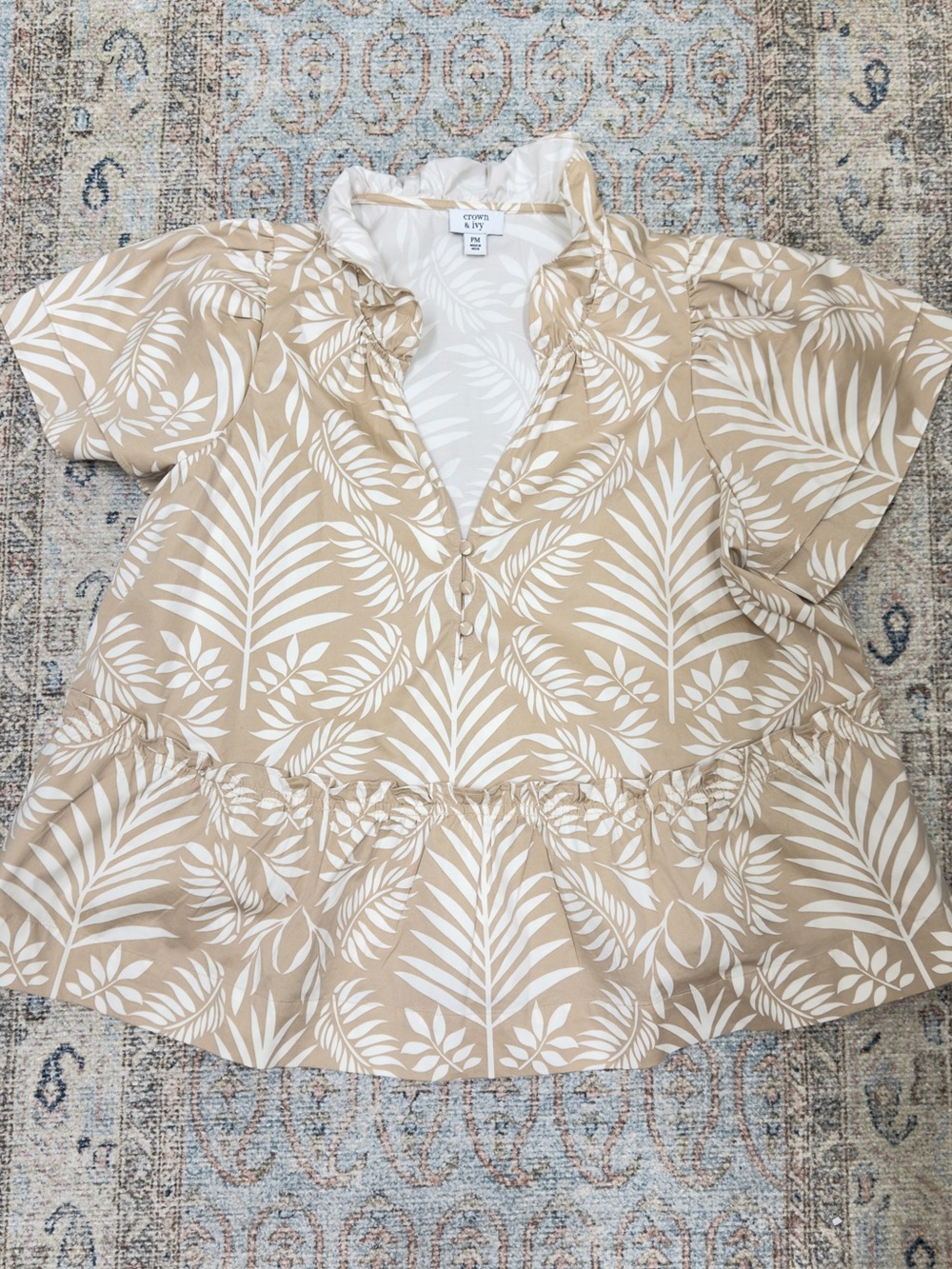 Croft & Barrow Beige Leaf-Print Ruffle Peplum Top size petite medium